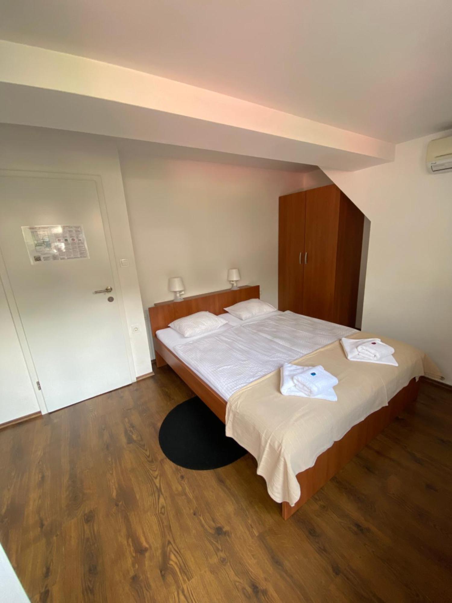 בוהינסקה בלה B&B Rot מראה חיצוני תמונה